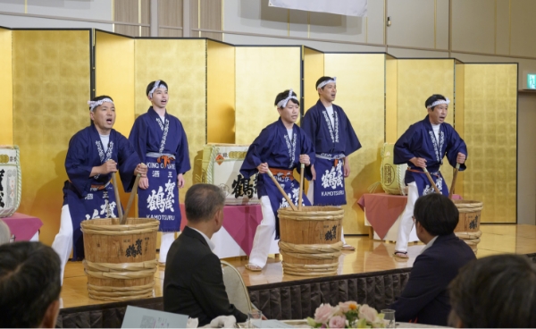 記念講演