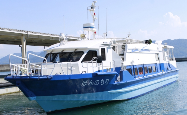 こども図書館船 ほんのもり号に寄付をしました