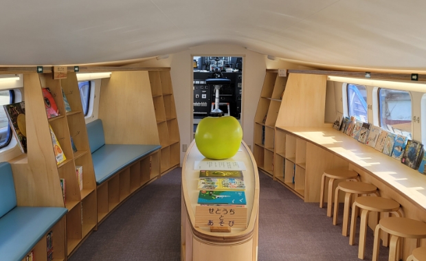 こども図書館船 ほんのもり号に寄付をしました