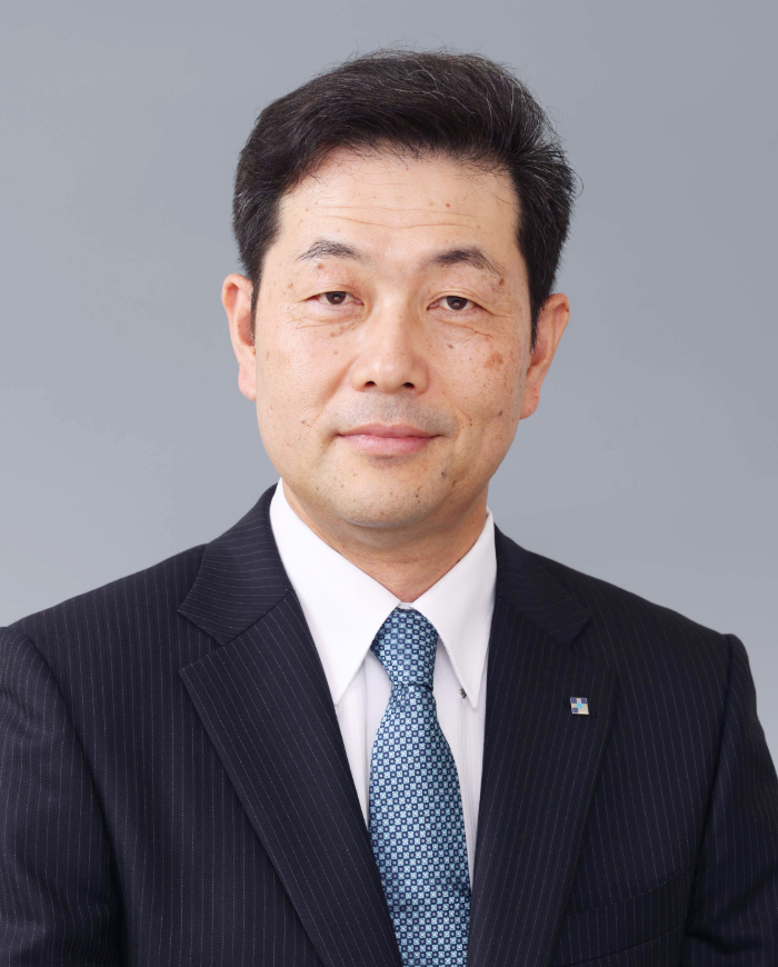 山根　啓典
