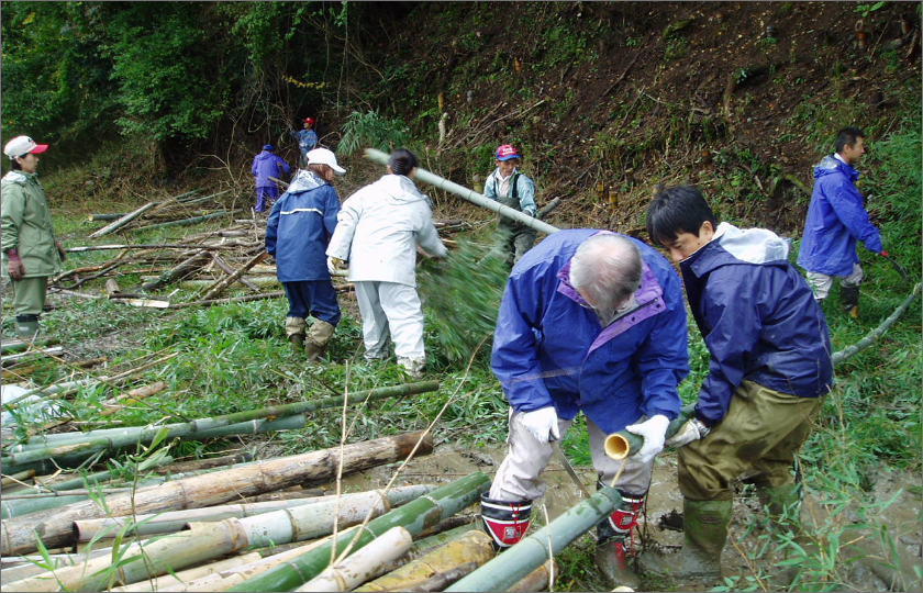 竹刈り等のボランティア活動